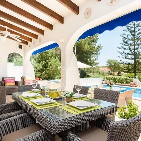 Rosamond Villa