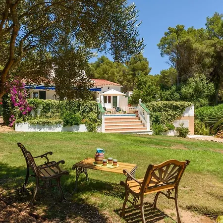 Rosamond Villa